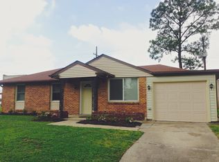 220 Perrin Dr, Arabi, LA 70032
