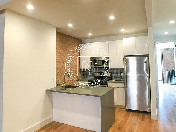 2nd image of 572 Atlantic Ave APT 2