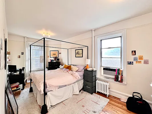 Rented by Compass | media 22