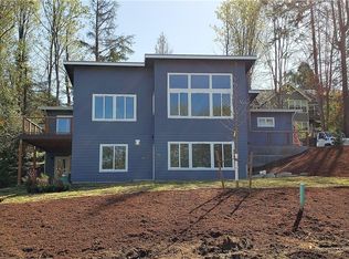 525 36th St, Bellingham, WA 98229