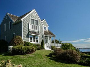 34 Decatur Ave, Jamestown, RI 02835