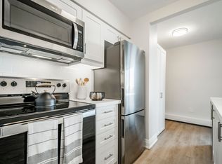 100 Forest Avenue, Hamilton, ON L8N 3X2
