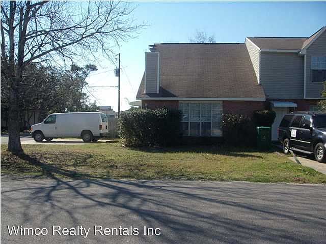 1st image of 470 Cascabellas St