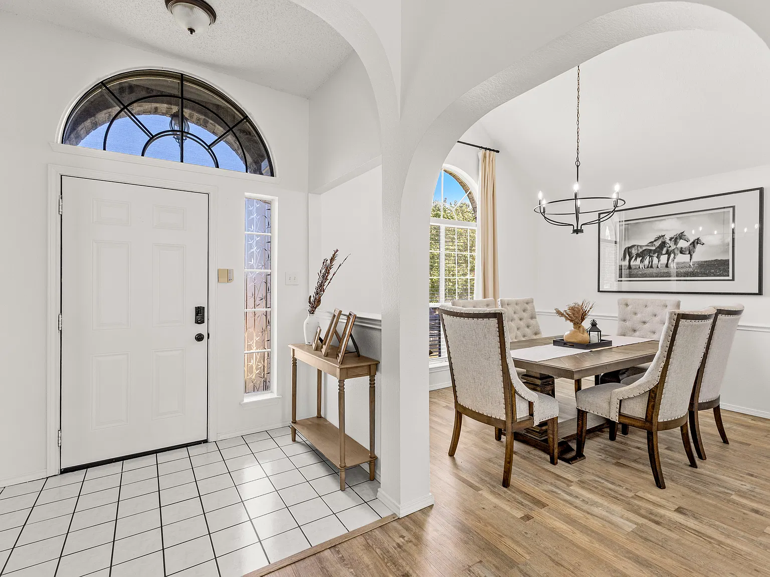 4 bed, 1939 sqft, $3,200 — Photo 4