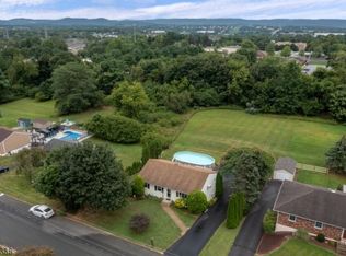 714 Lynda Rd, Phillipsburg, NJ 08865