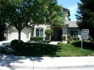 2980 E Waterford Ave, Fresno, CA