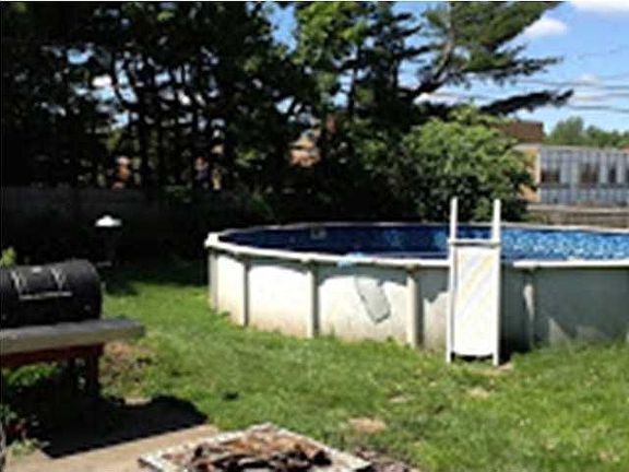 2nd image of 207 Charmwood Ct
