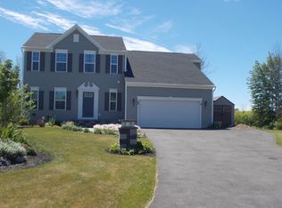 89 Beau Ln, Rochester, NY 14624