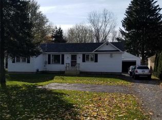 7494 Chestnut Ridge Rd, Lockport, NY 14094