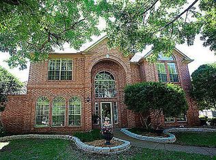 2952 Majestic Oak Dr, Grapevine, TX 76051