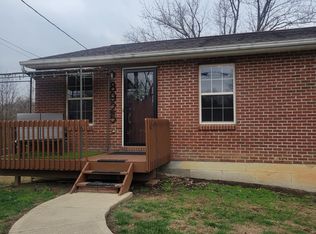 8925 Pippin Rd, Cincinnati, OH 45251