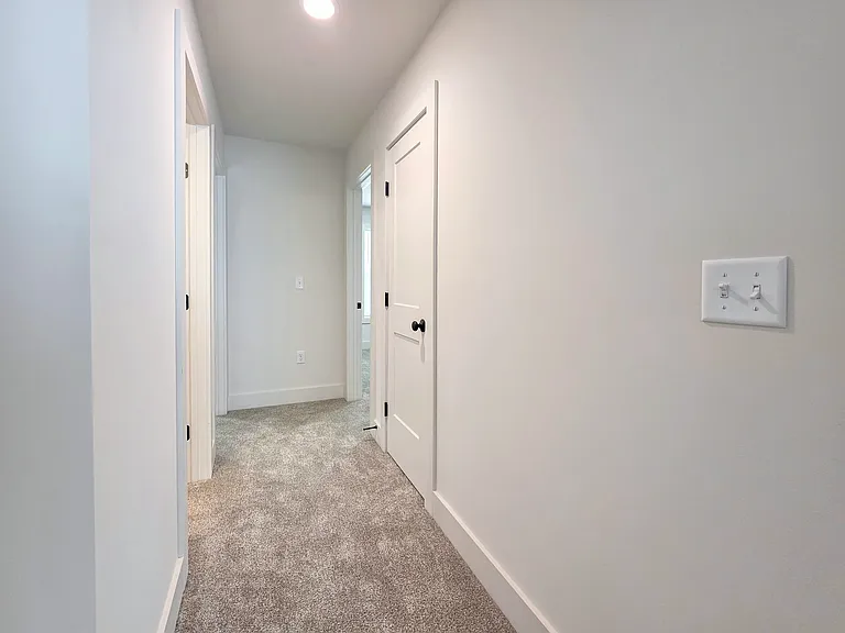 267 Locust St — Photo 15