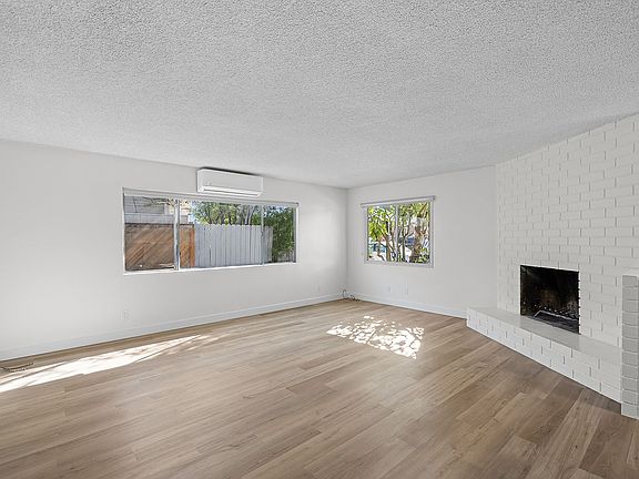 4th image of 322 Wisconsin Ave #1