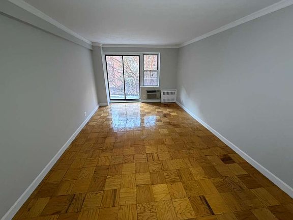 4th image of 83-33 118th St #3