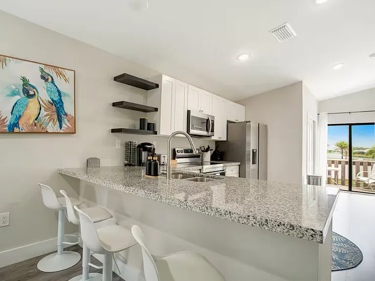 3260 Woodside Ave — Photo 19