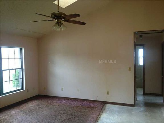 4th image of 2270 E Annapolis Dr