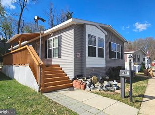 9407 Beech Park St, Capitol Heights, MD 20743