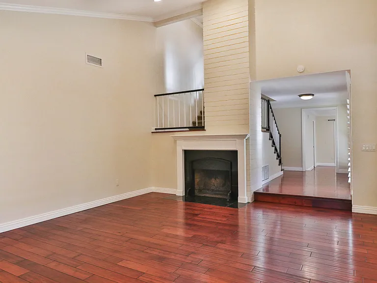 1164 S Galesmoore Ct — Photo 10
