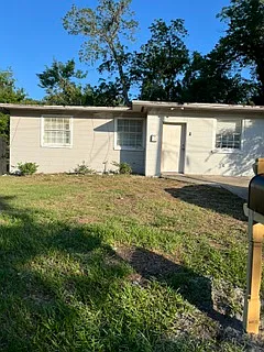 810 Laurel St — Photo 3