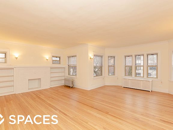 2nd image of 5332 N Kenmore Ave APT 1E