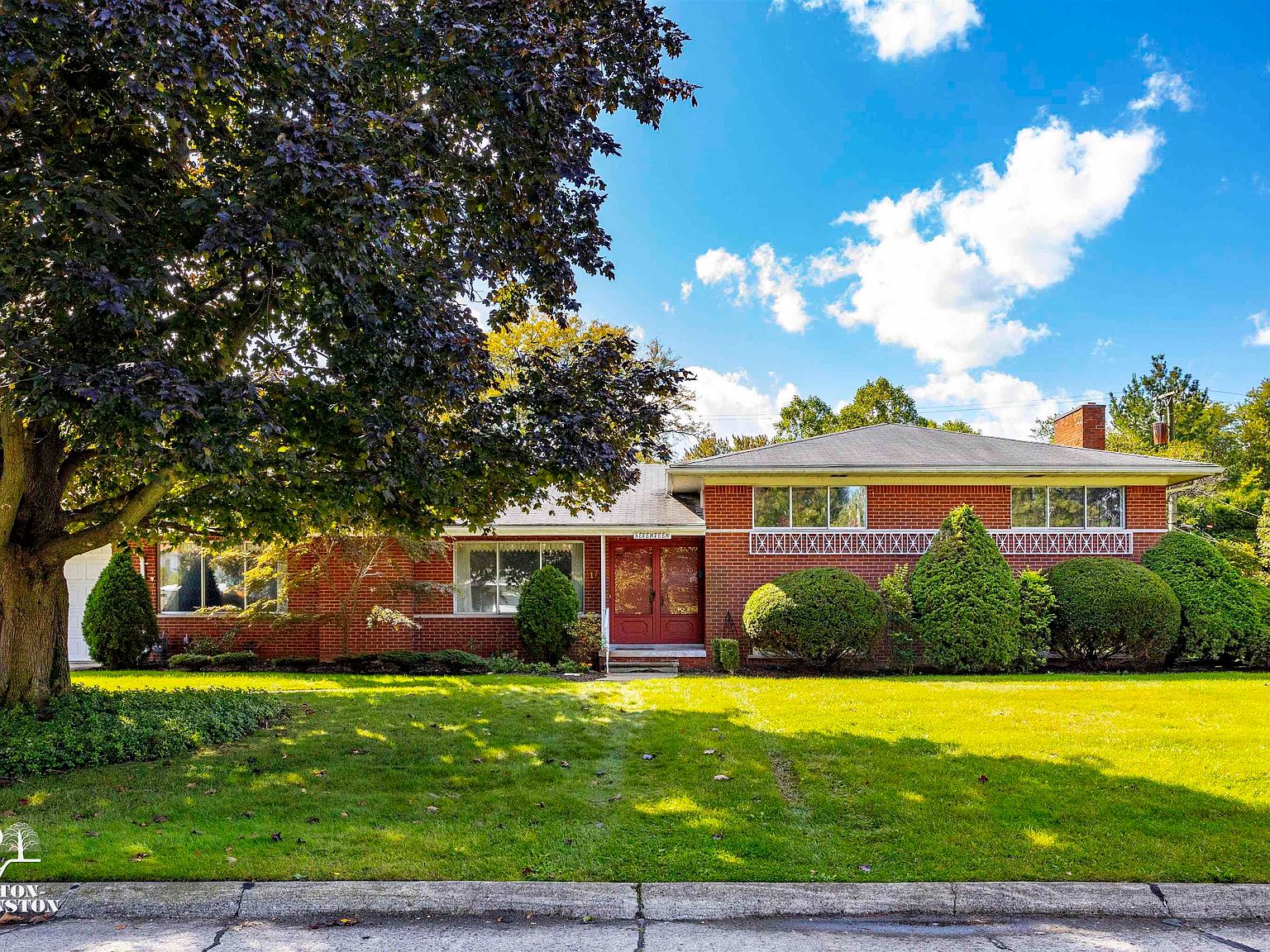 17 Briarcliff Pl, Grosse Pointe Shores, MI 48236 Zillow