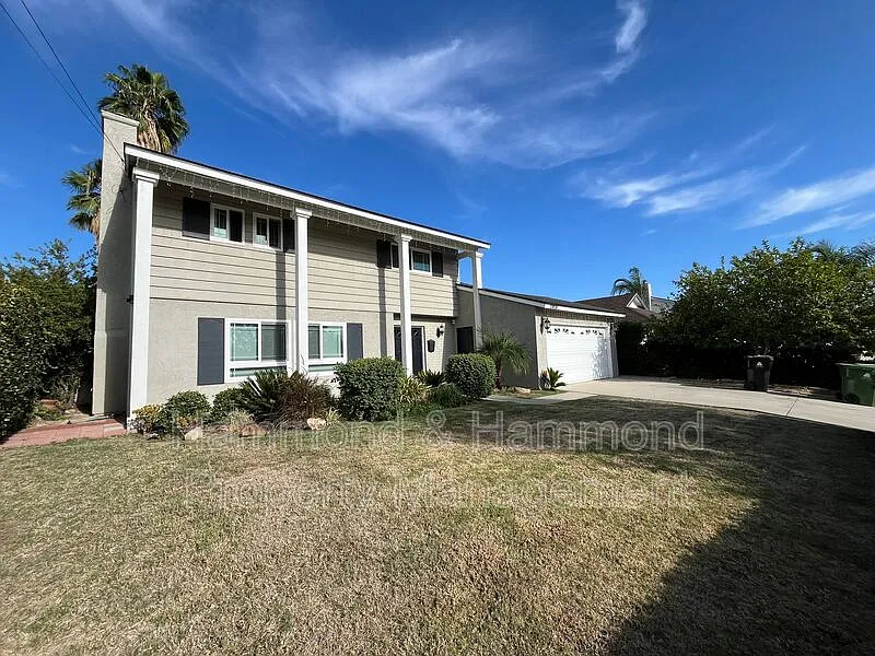 4 bed, 3.0 bath, 2176 sqft, $6,195 — Photo 2