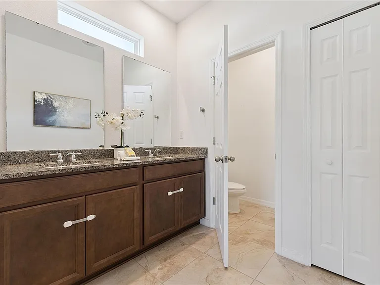 2824 Neverland Dr — Photo 4
