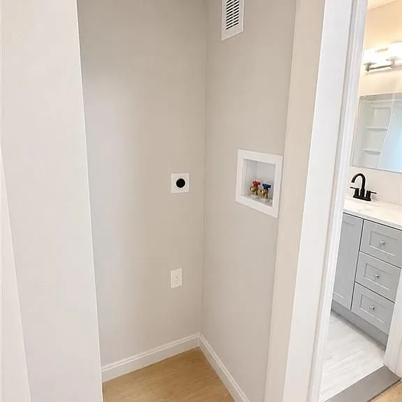 134 Florence St #1 — Photo 11