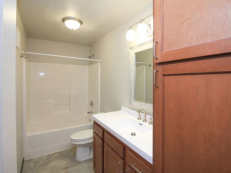 110 Tanner Ct — Photo 9