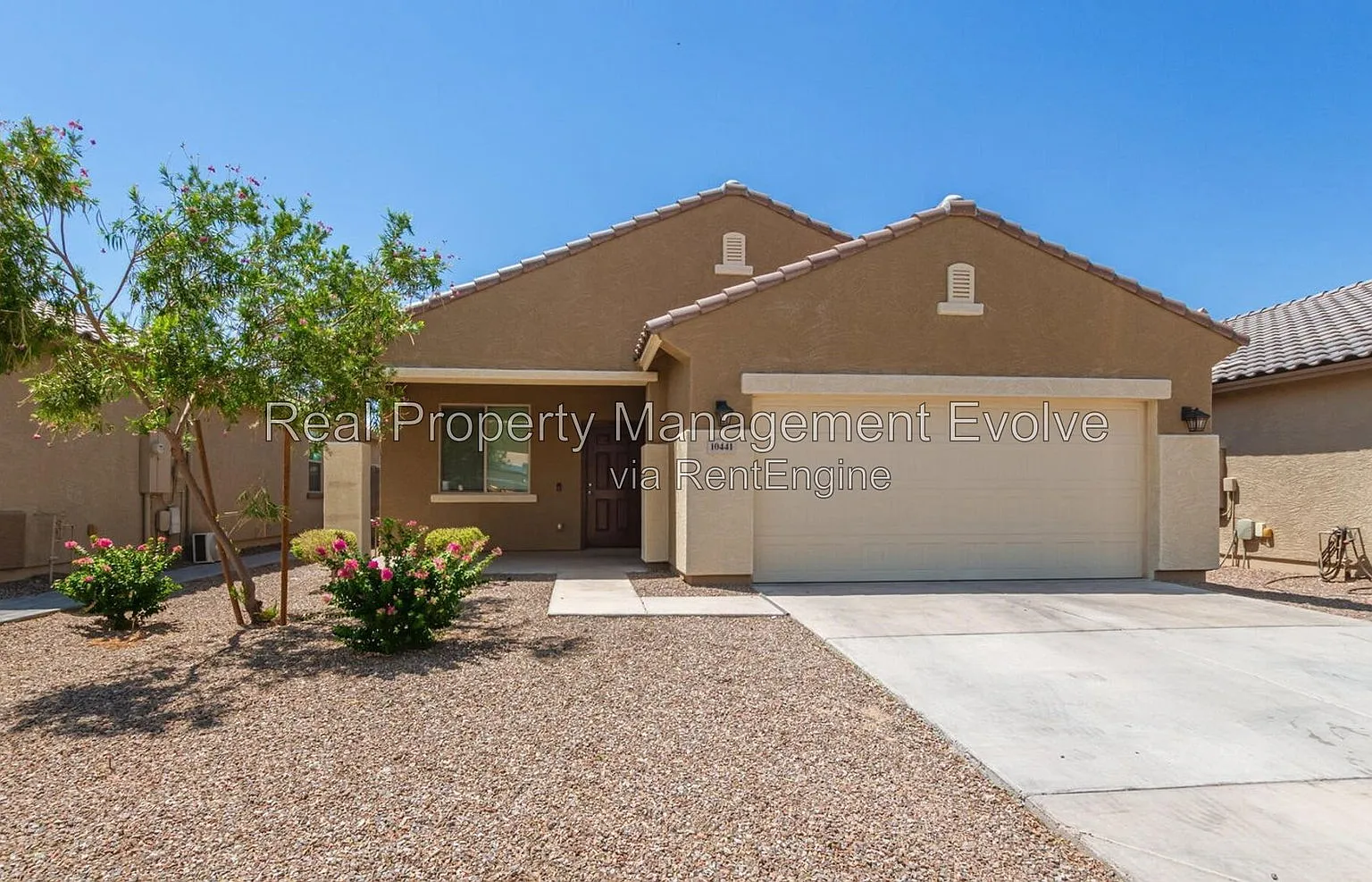 3 bed, 2.0 bath, 1460 sqft, $2,195 — Photo 2