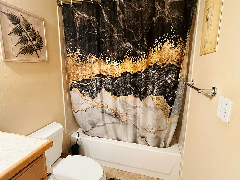 2312 W Boston St #301 — Photo 21