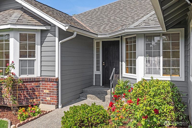 2nd image of 4121 173rd Street SW