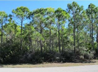 1912 Reed Ct E, Eastpoint, FL 32328