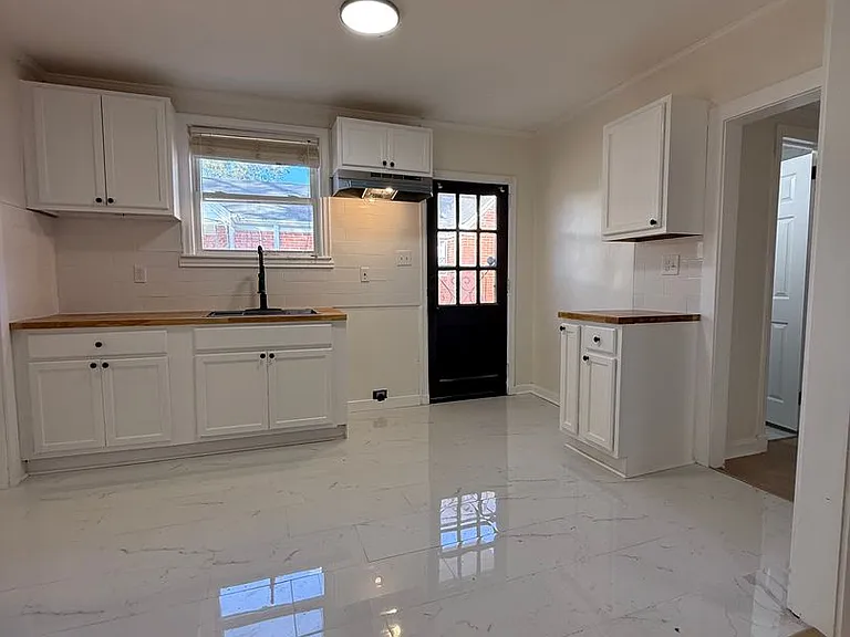 15 Bradley Dr — Photo 11