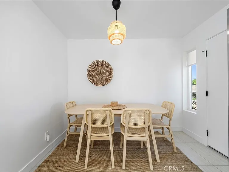 373 W Avenida Cerca — Photo 16