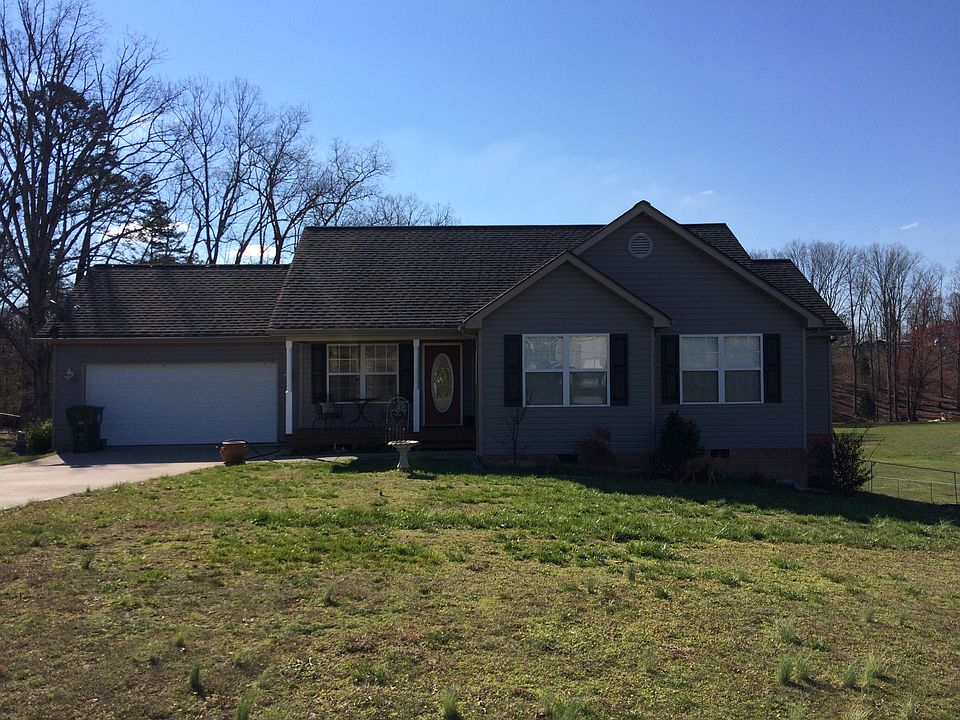 1st image of 275 Farmingdale Pl SE