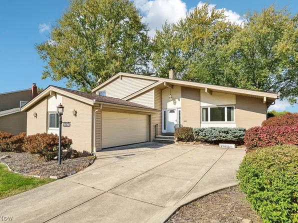 32825 W Nimrod St, Solon, OH 44139