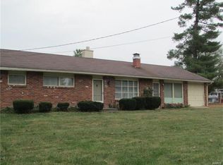 4815 Longview Ave, Godfrey, IL 62035