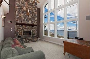 4th image of 4751 Beach Dr E