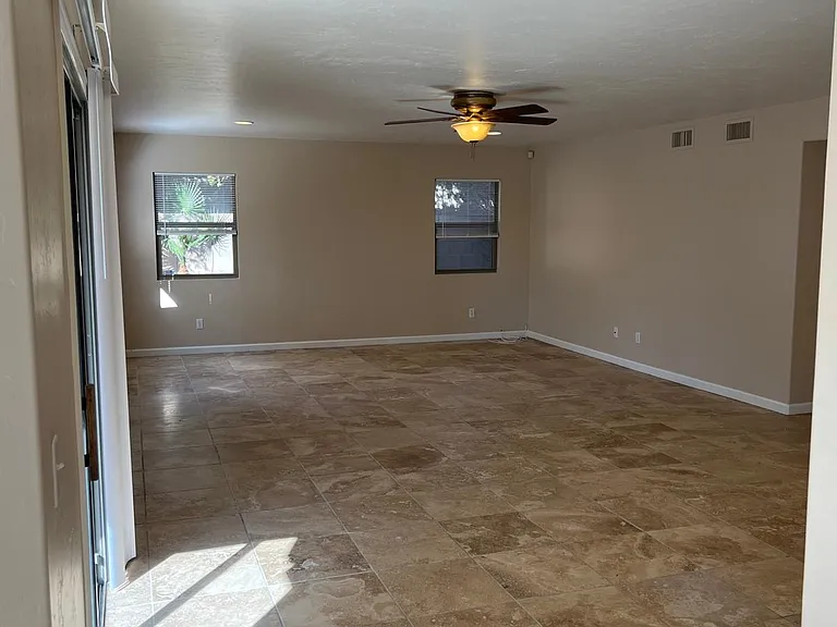 12777 N Lantern Way — Photo 7