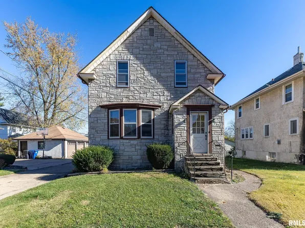 713 Douglas Ct, Clinton, IA 52732