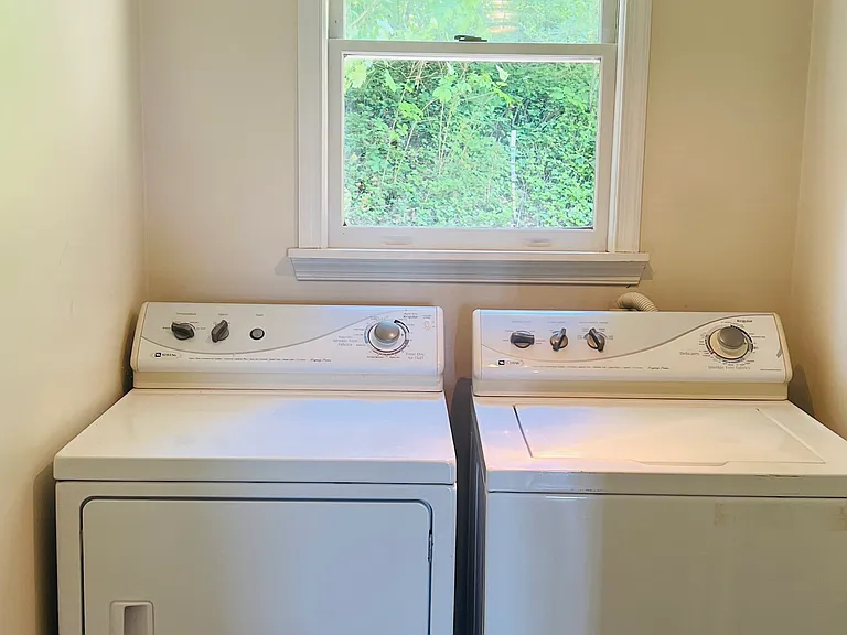 812 Tyler Ave #6 — Photo 20
