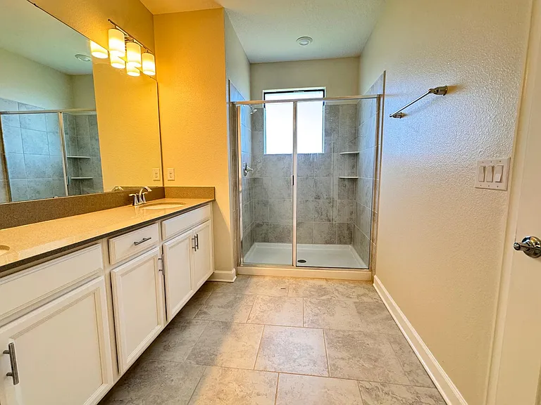 1252 Royal Street George Blvd — Photo 13