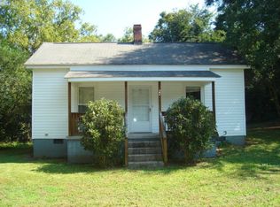 22 Pearl St, Ware Shoals, SC 29692