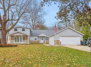 3195 S 106th St, West Allis, WI 53227