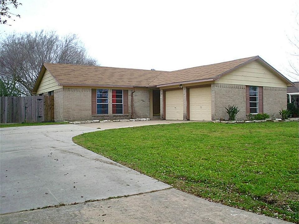 1st image of 321 Baycrest Dr