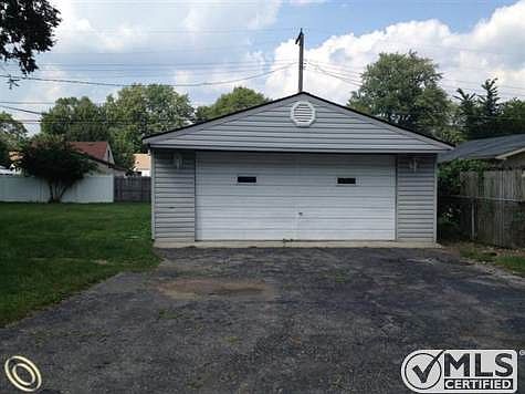 2 car garage
