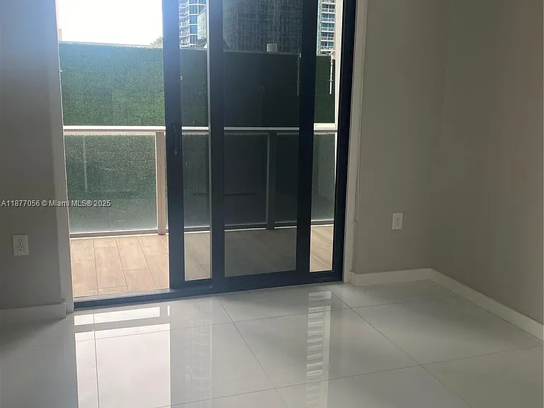 1010 Brickell Ave #1502 — Photo 2