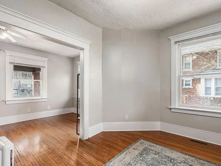 204 Chittenden Ave — Photo 5