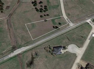 1304 Estate Dr, Ennis, TX 75119